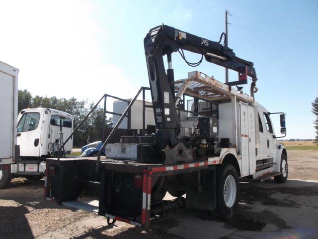 Image #2 (2005 FREIGHTLINER M2 S/A CC SERVICE TRUCK WITH CRANE)